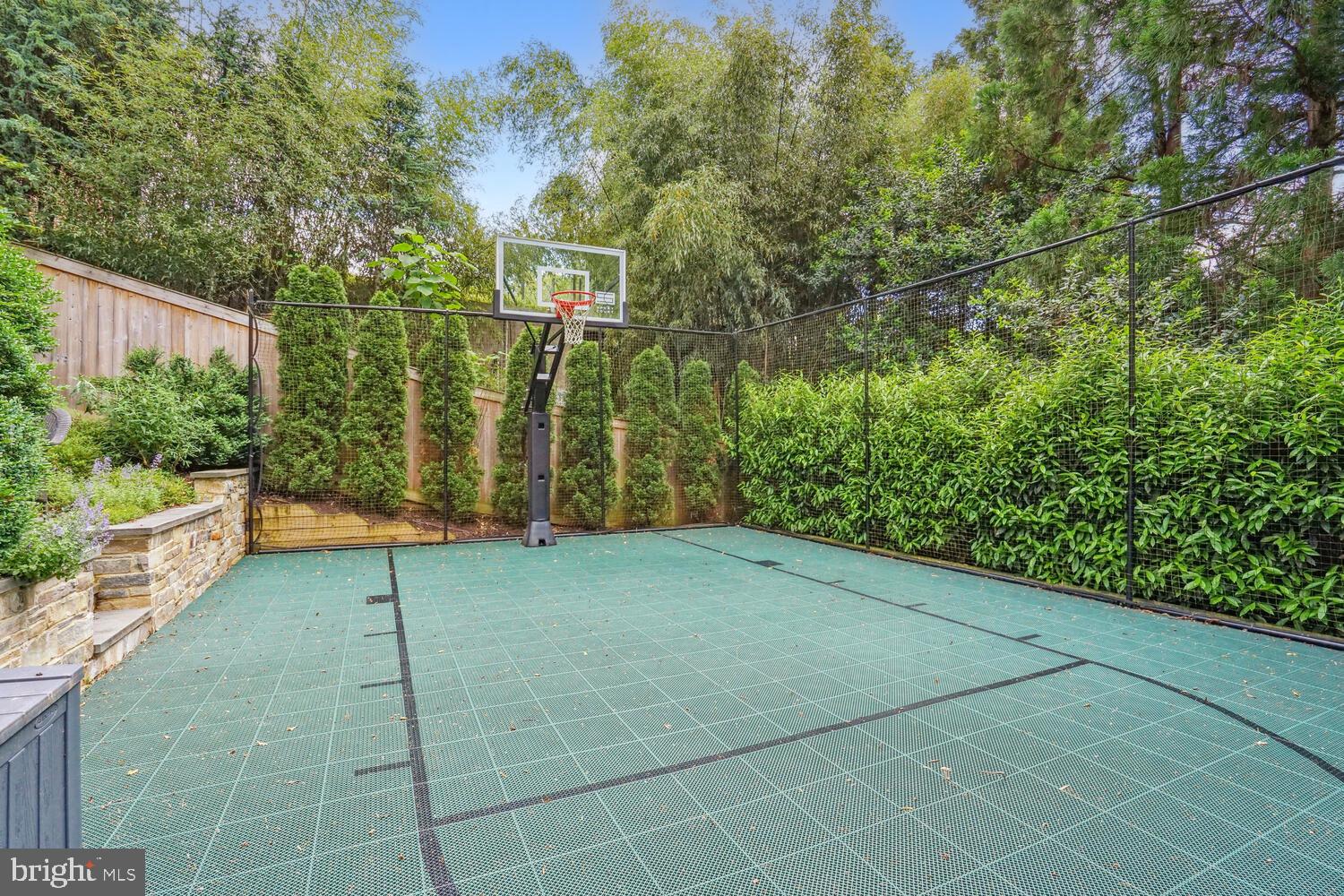 2930 WOODLAND DRIVE NW