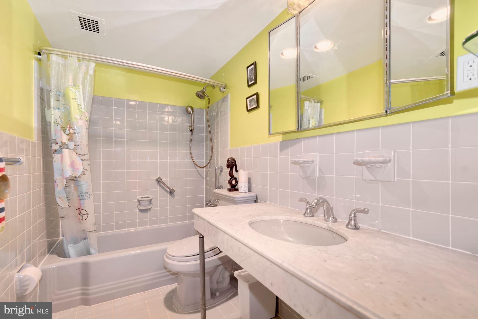 4201 CATHEDRAL AVENUE NW T5E