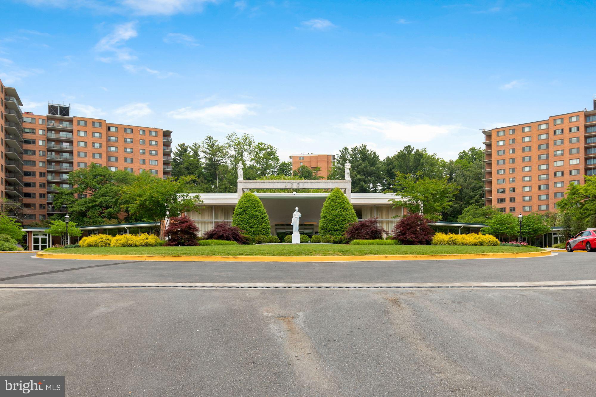 4201 CATHEDRAL AVENUE NW T5E