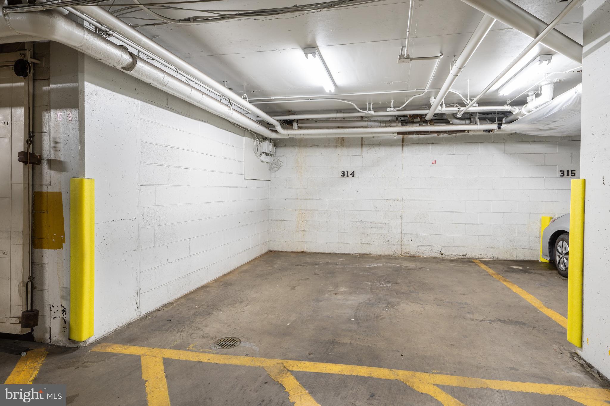 2700 VIRGINIA AVENUE NW