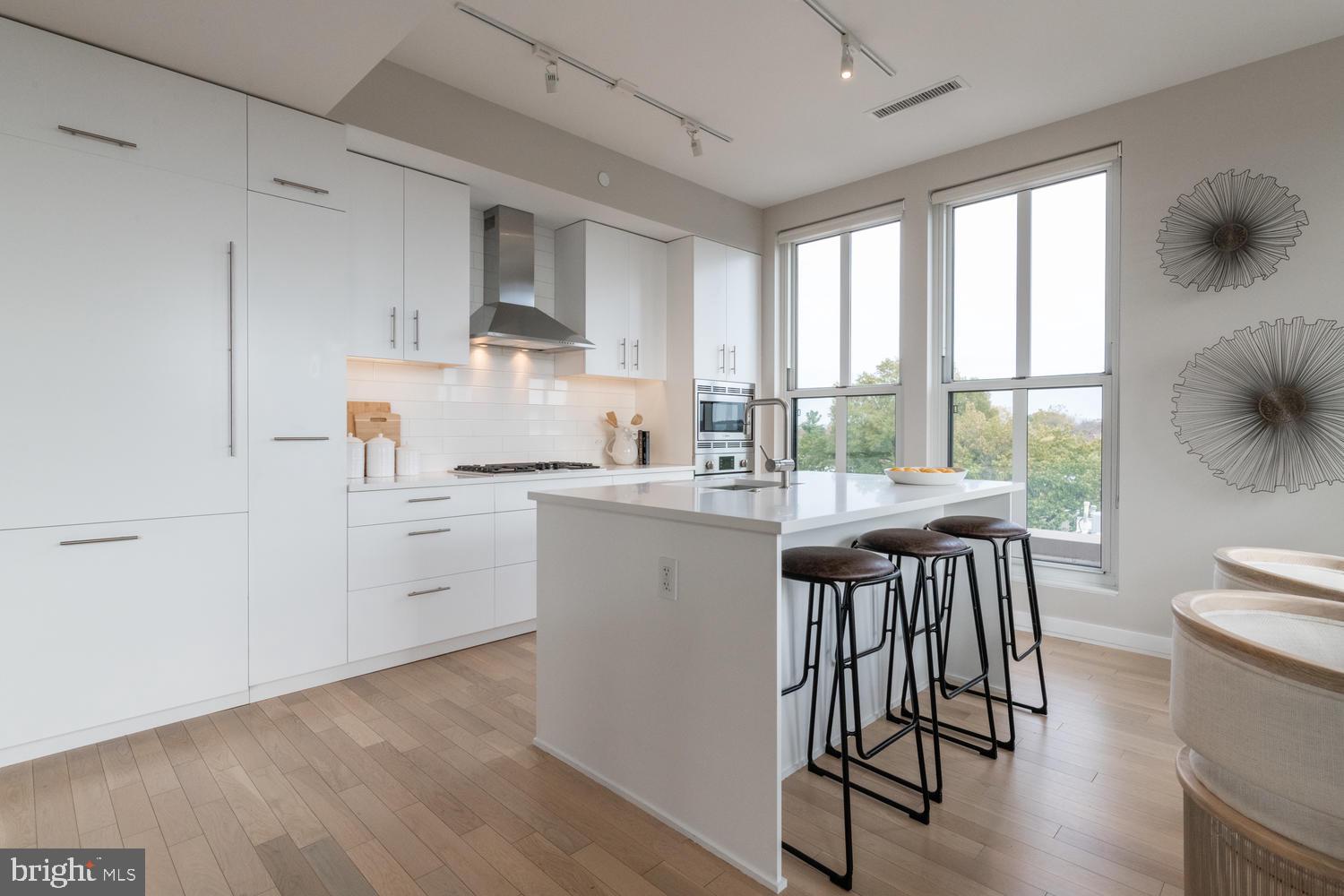 333 8TH STREET SE PH-508