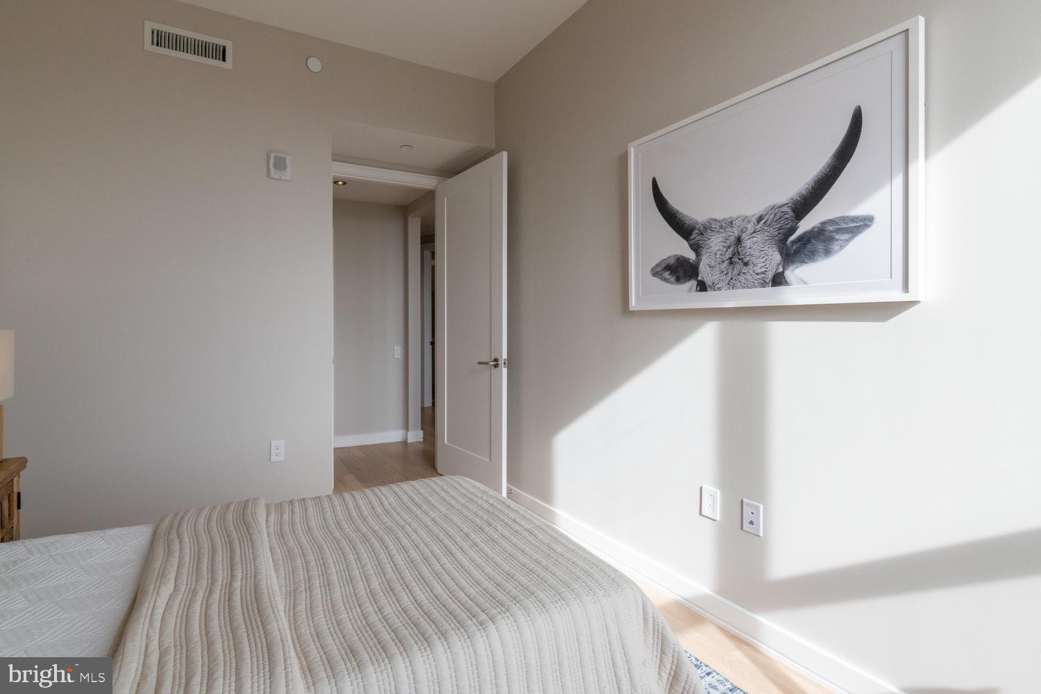 333 8TH STREET SE PH-508