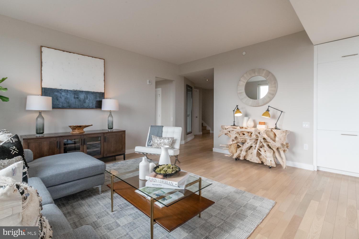 333 8TH STREET SE PH-508