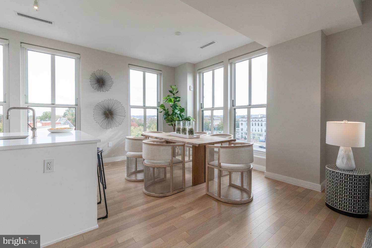 333 8TH STREET SE PH-508