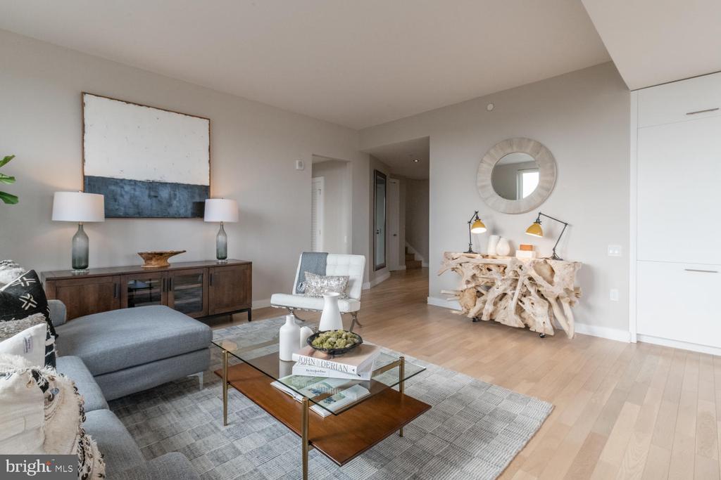 333 8TH STREET SE PH-508