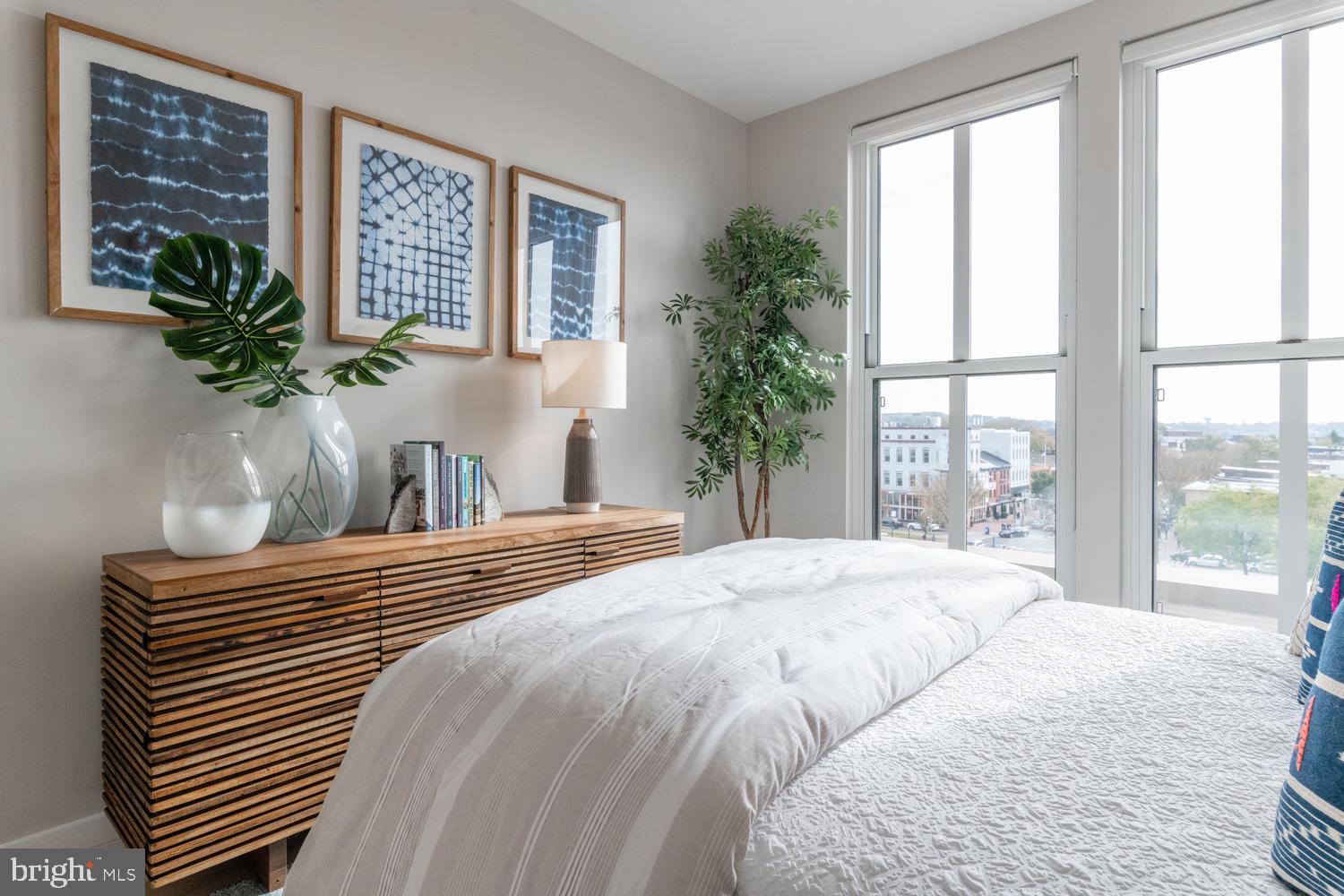 333 8TH STREET SE PH-508