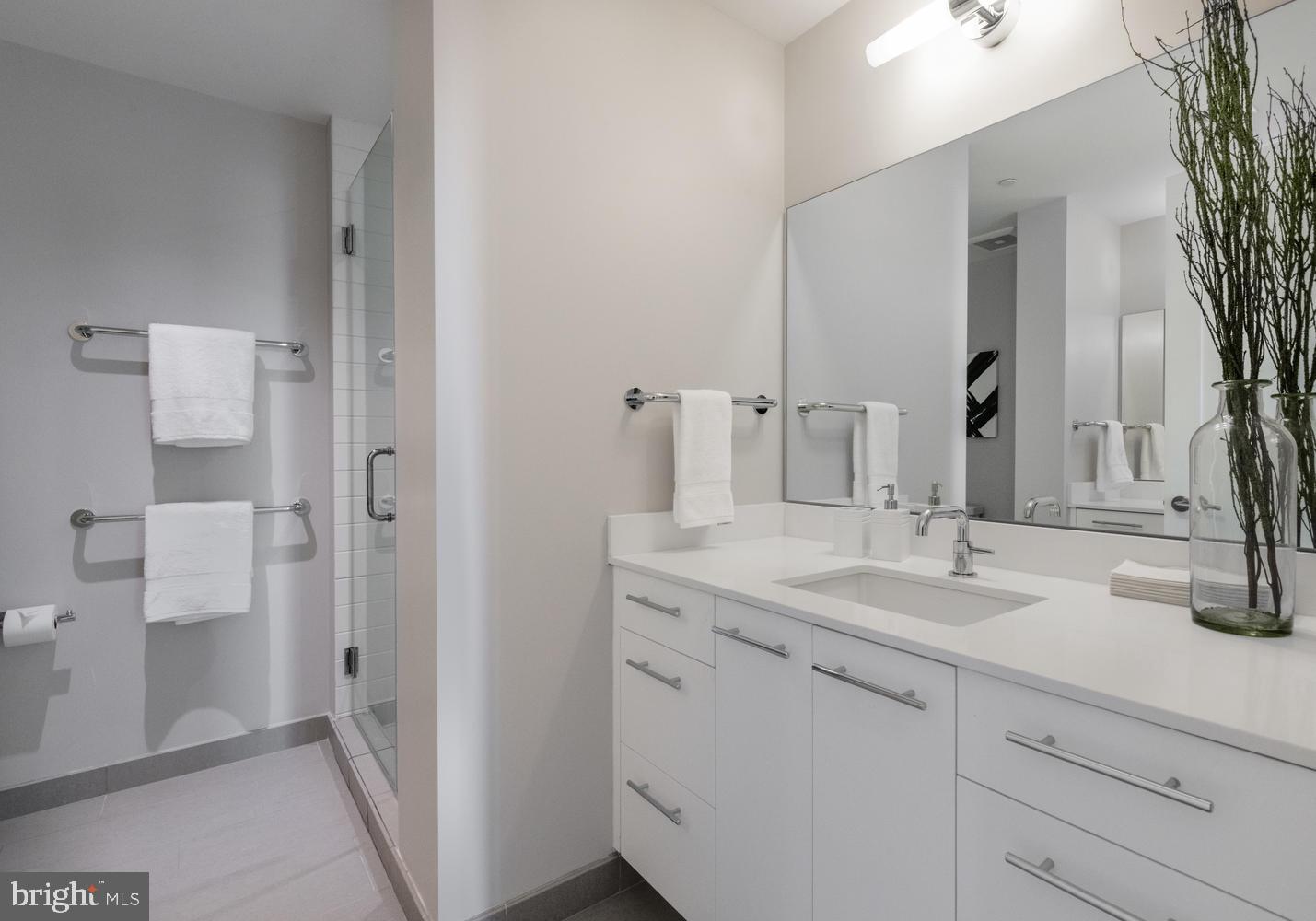 333 8TH STREET SE PH-508