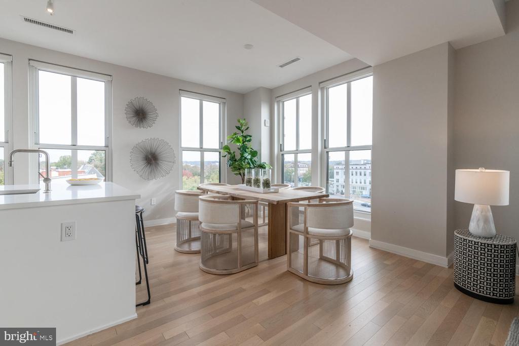 333 8TH STREET SE PH-508