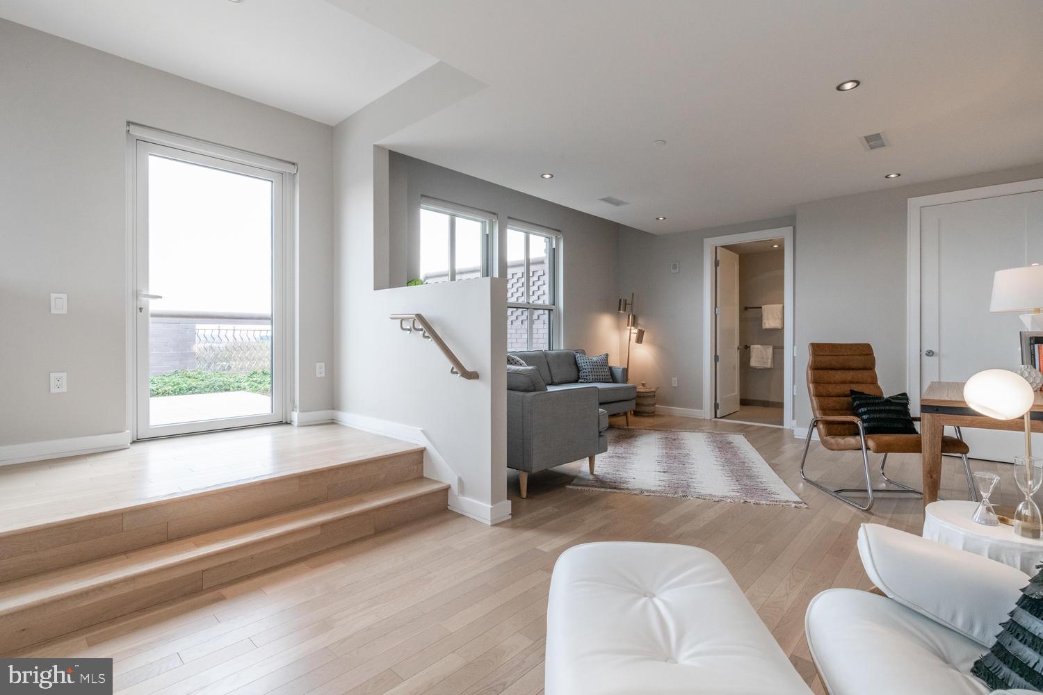 333 8TH STREET SE PH-508