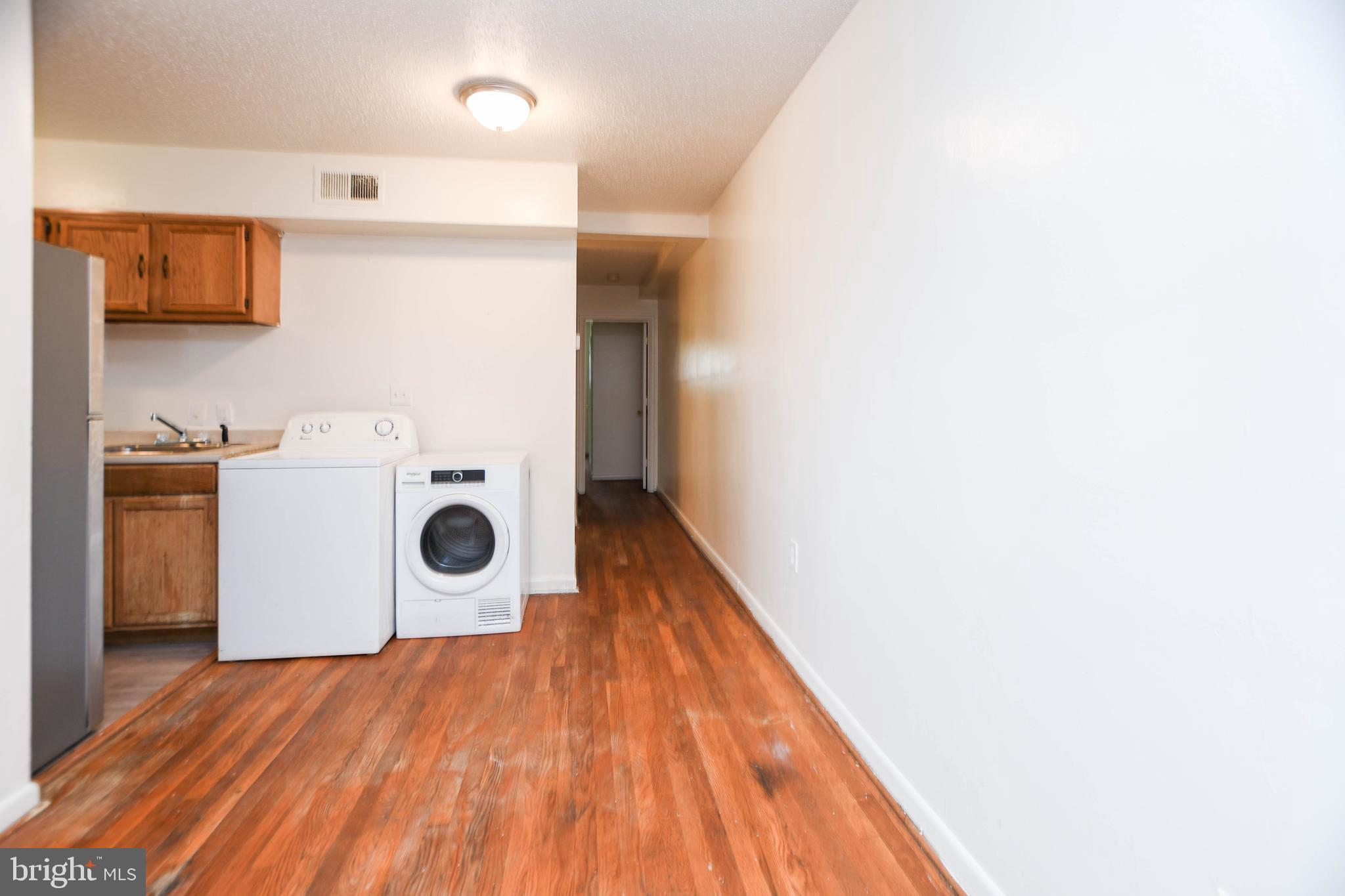 2640 WADE ROAD SE 23