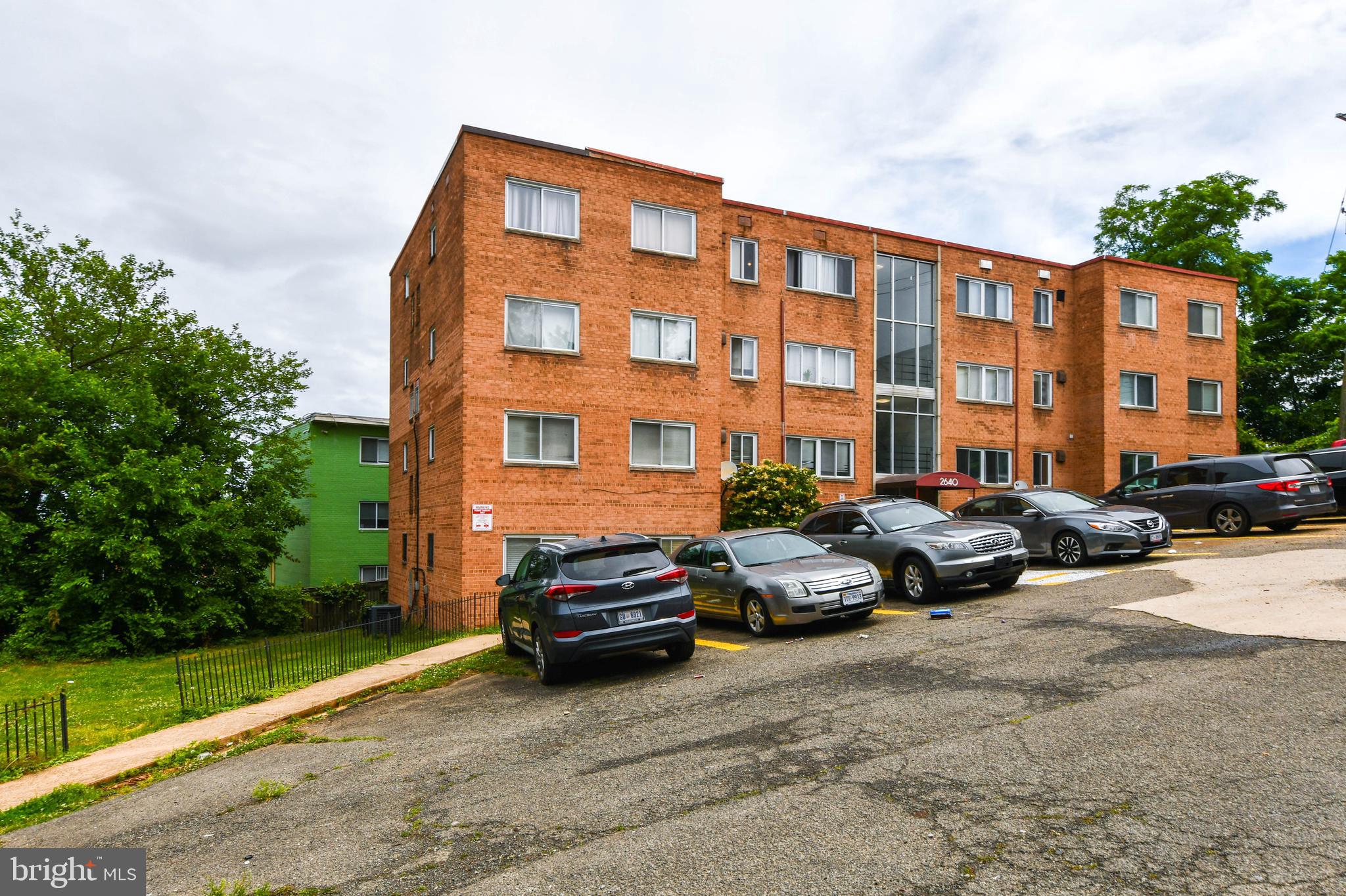 2640 WADE ROAD SE 23