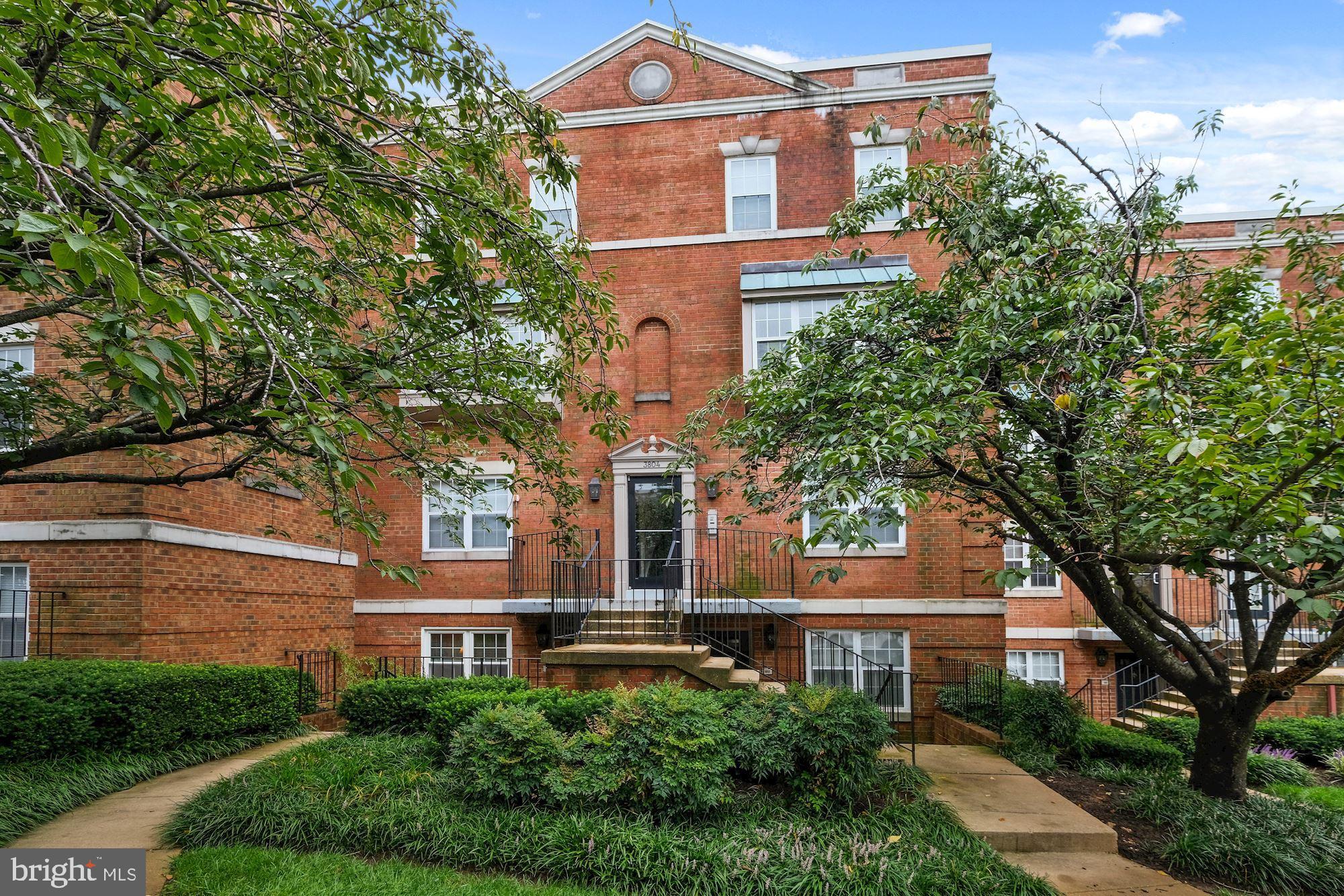 3804 PORTER STREET NW 101