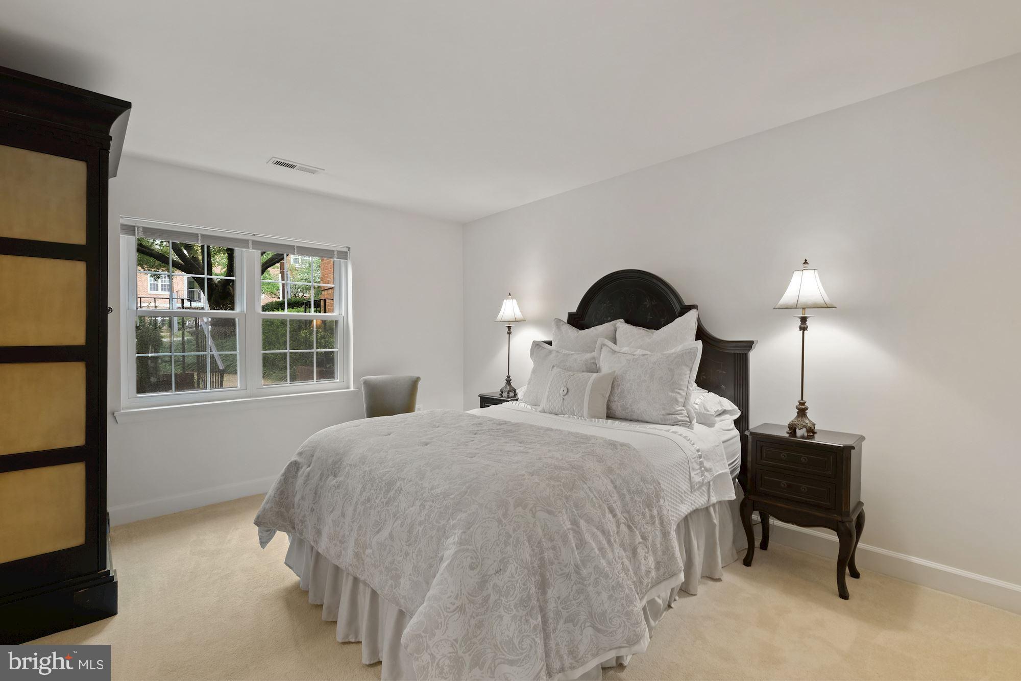 3804 PORTER STREET NW 101