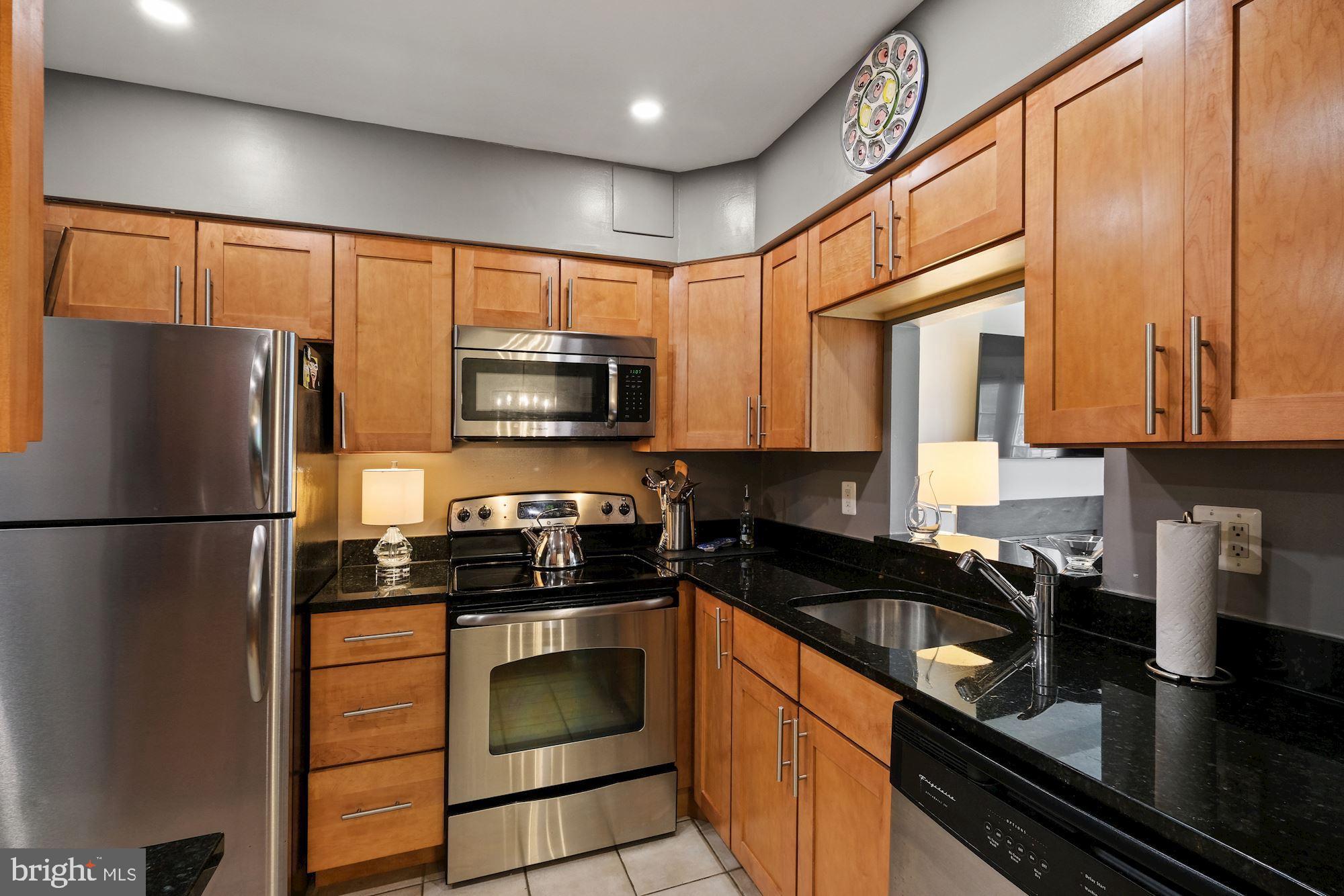 3804 PORTER STREET NW 101