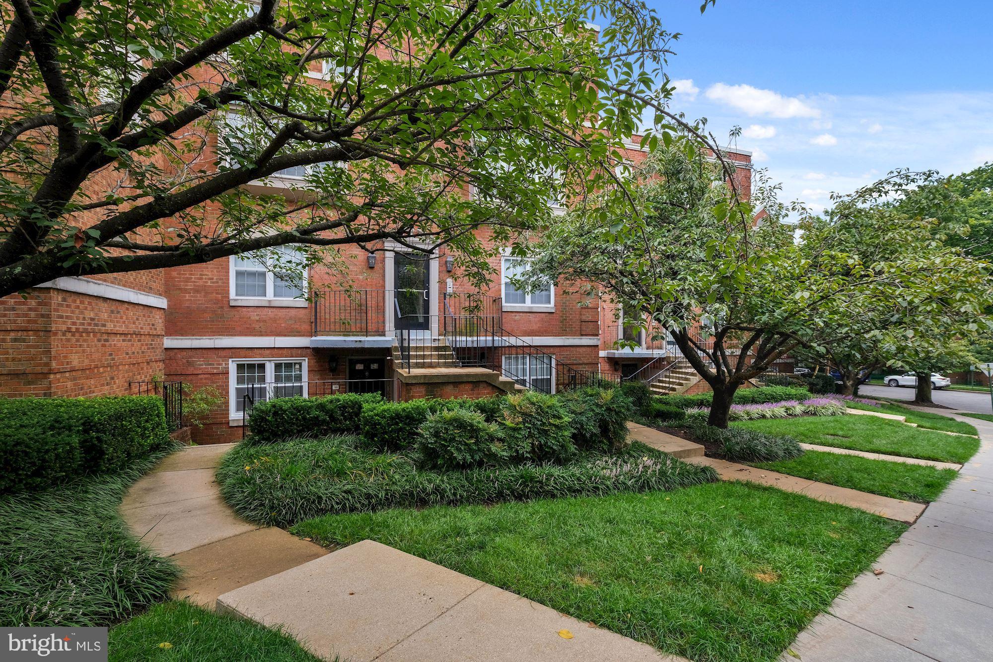 3804 PORTER STREET NW 101