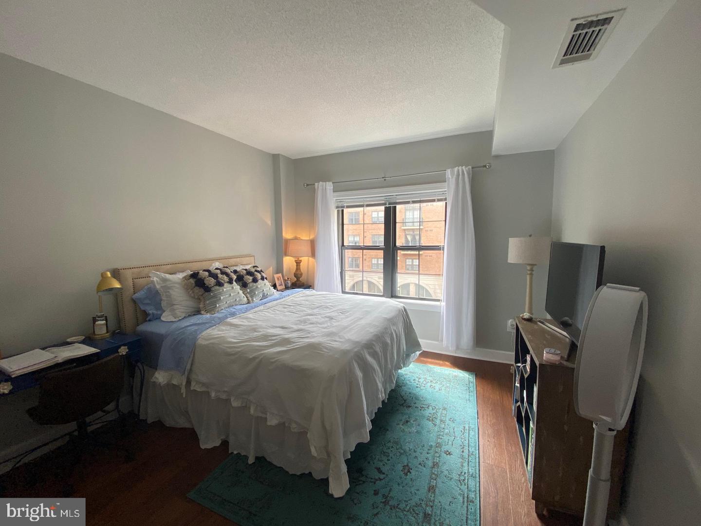 1111 25TH STREET NW 606