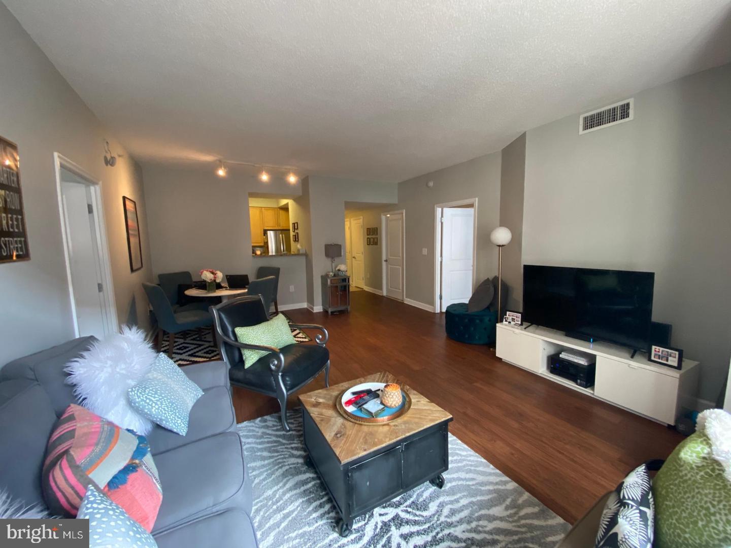 1111 25TH STREET NW 606