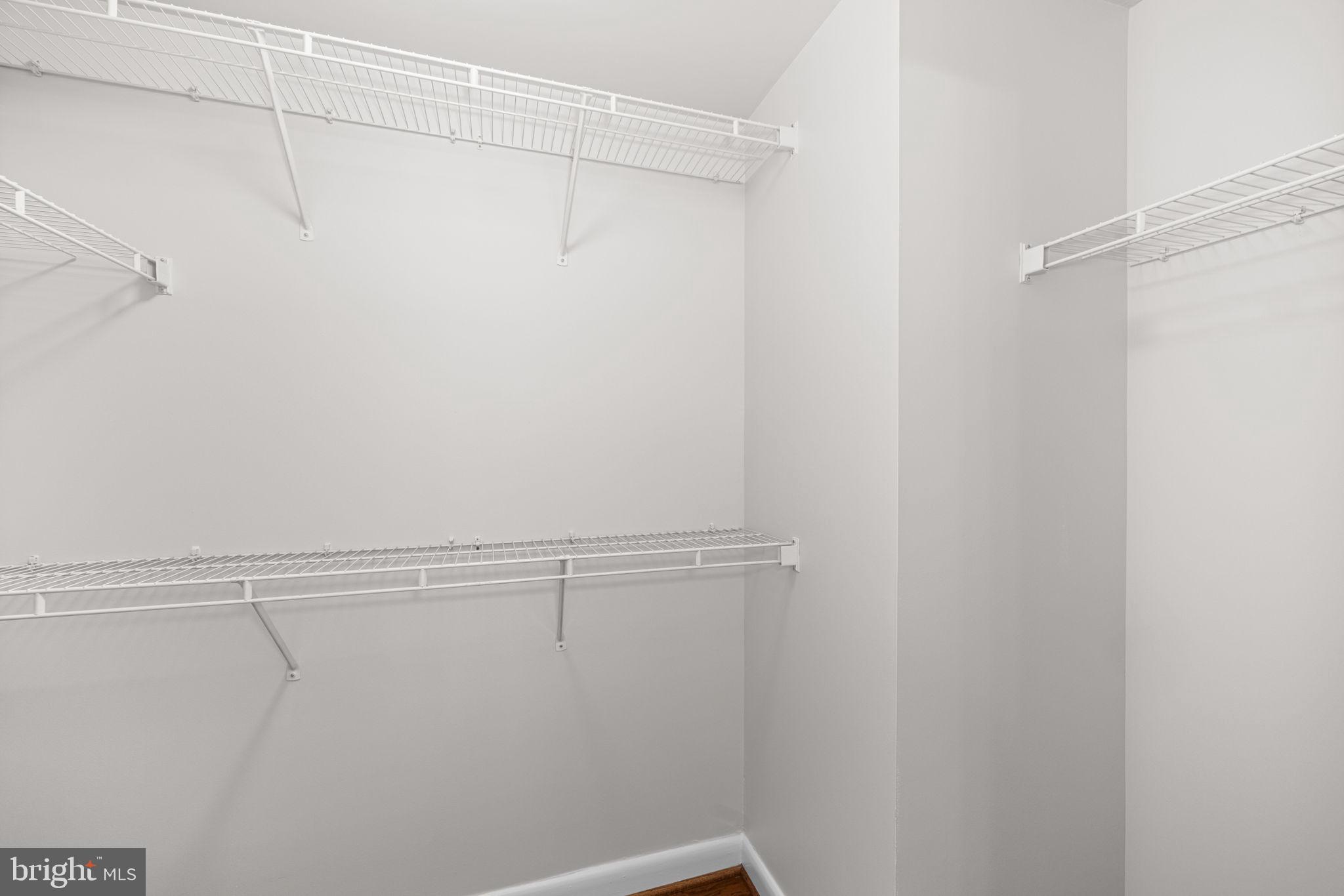 400 MASSACHUSETTS AVENUE NW 221