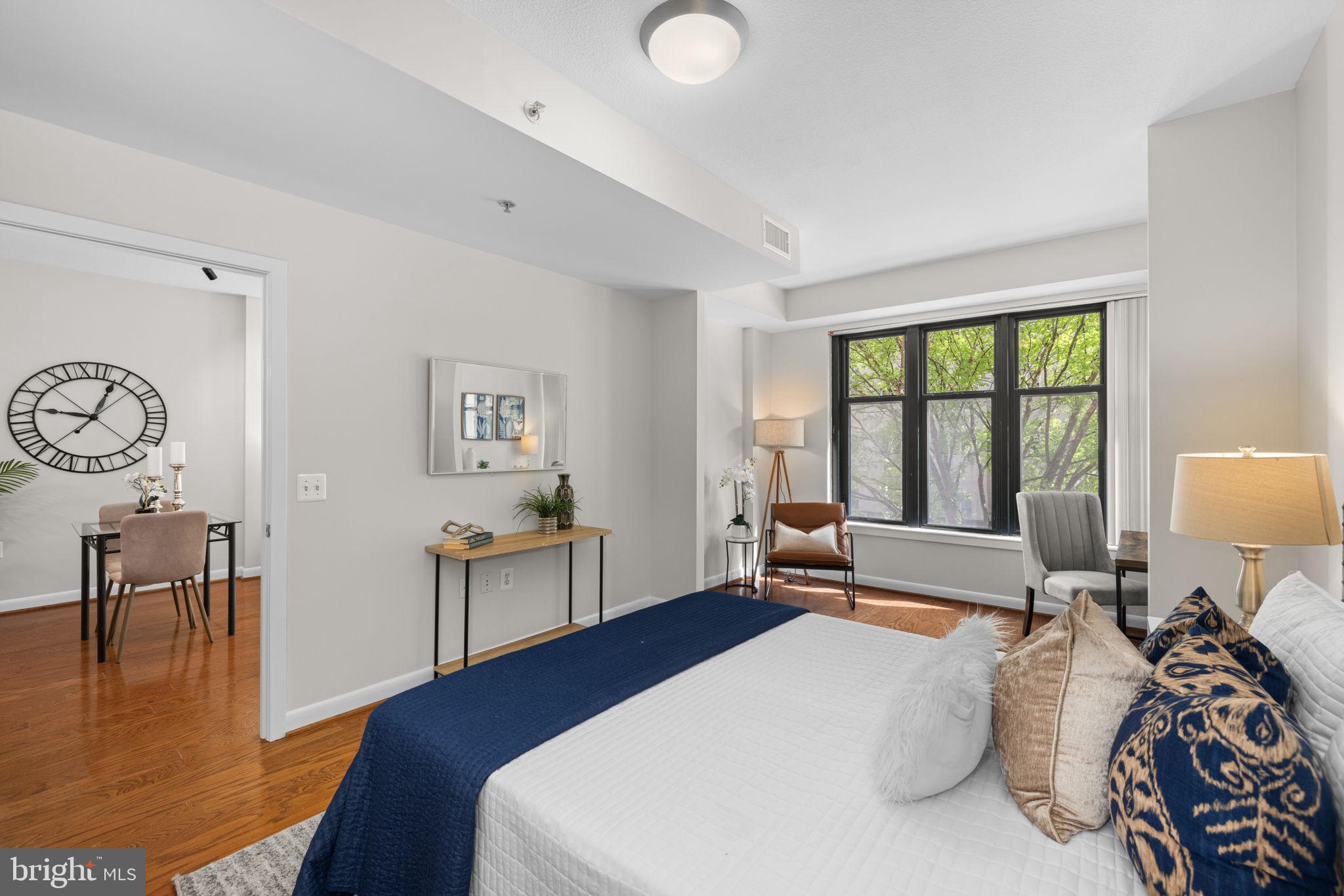 400 MASSACHUSETTS AVENUE NW 221