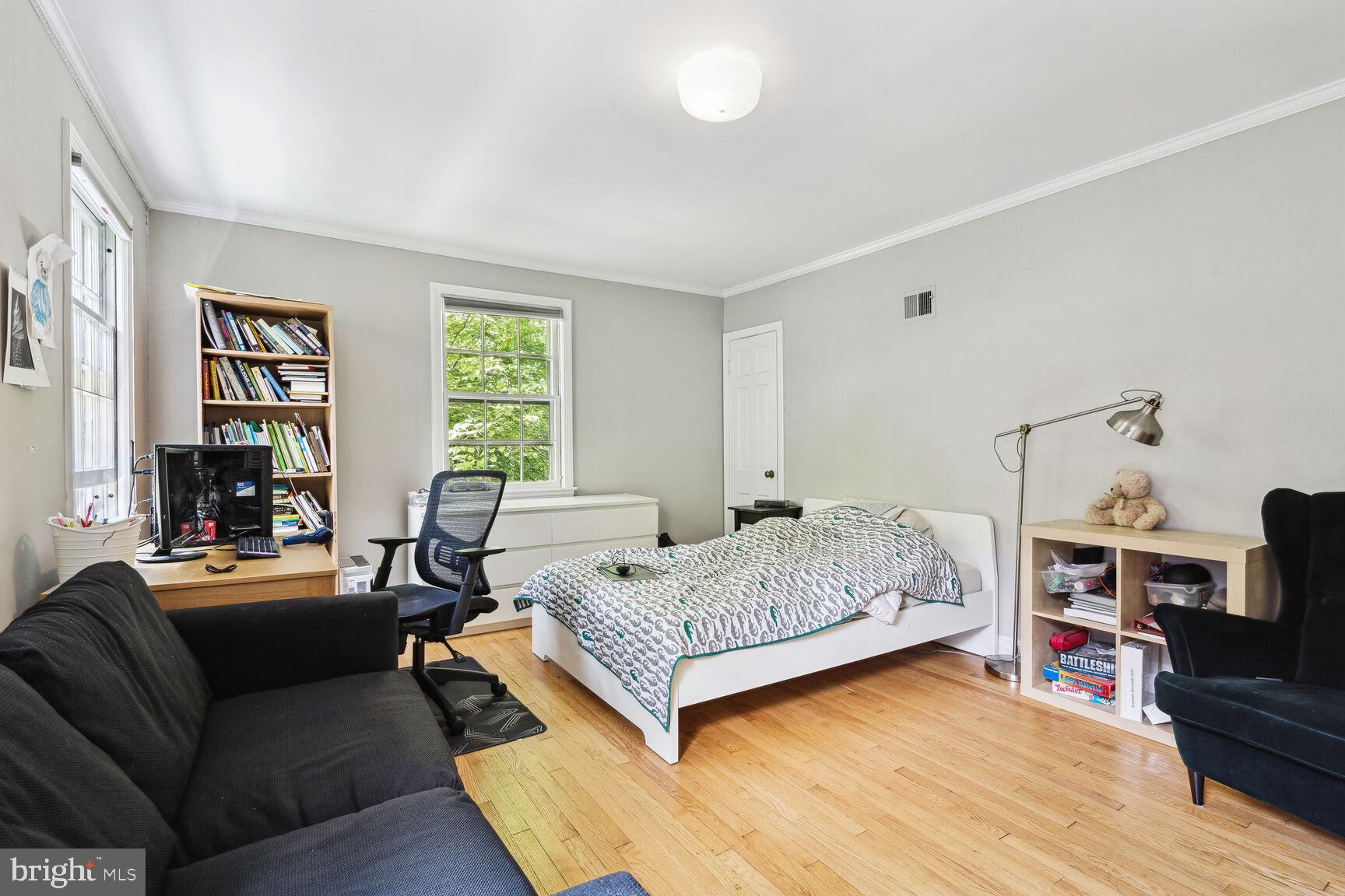 3820 HUNTINGTON STREET NW