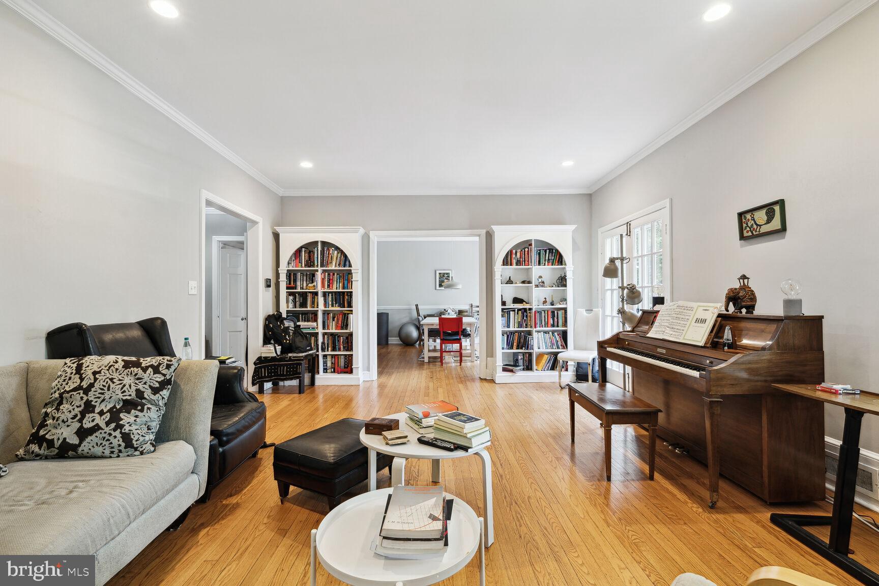 3820 HUNTINGTON STREET NW