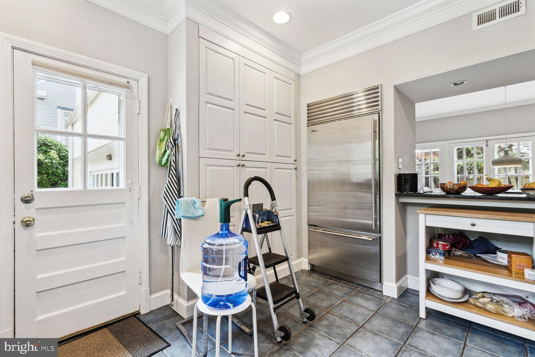 3820 HUNTINGTON STREET NW