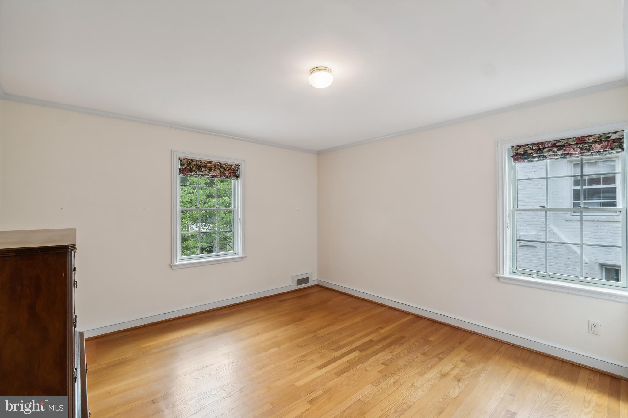 4910 SEDGWICK STREET NW