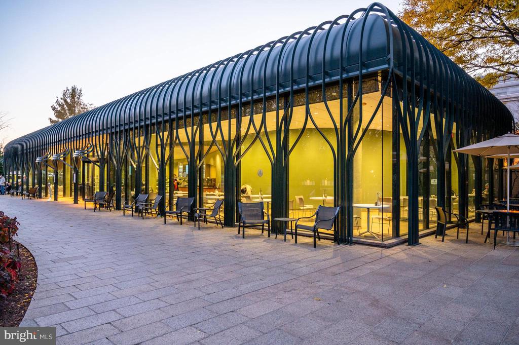 915 E STREET NW 1215
