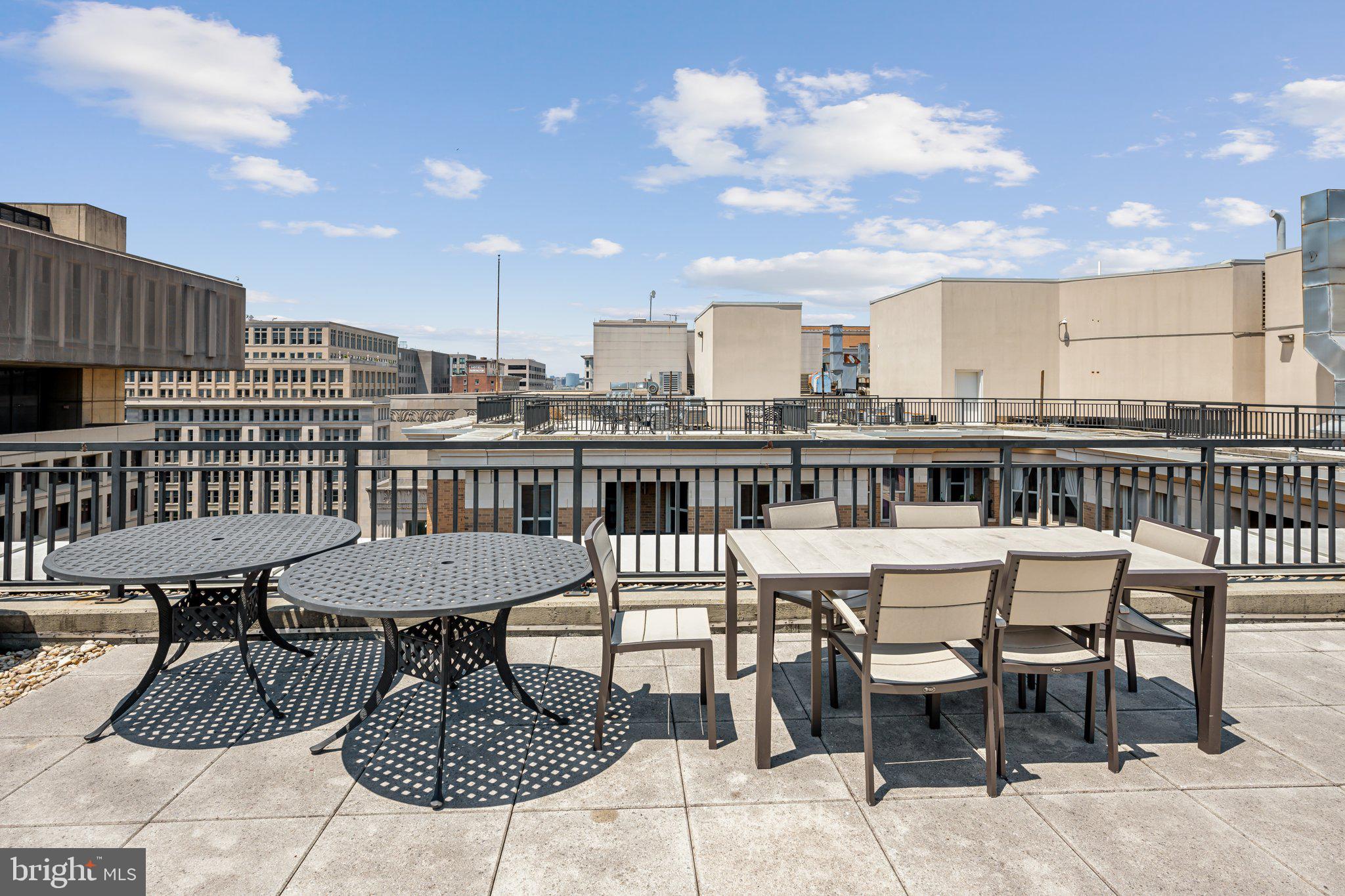 915 E STREET NW 1215