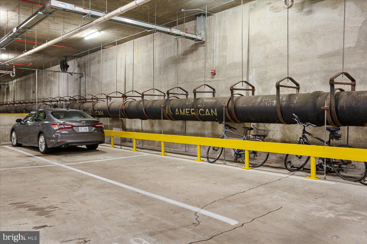 915 E STREET NW 1215