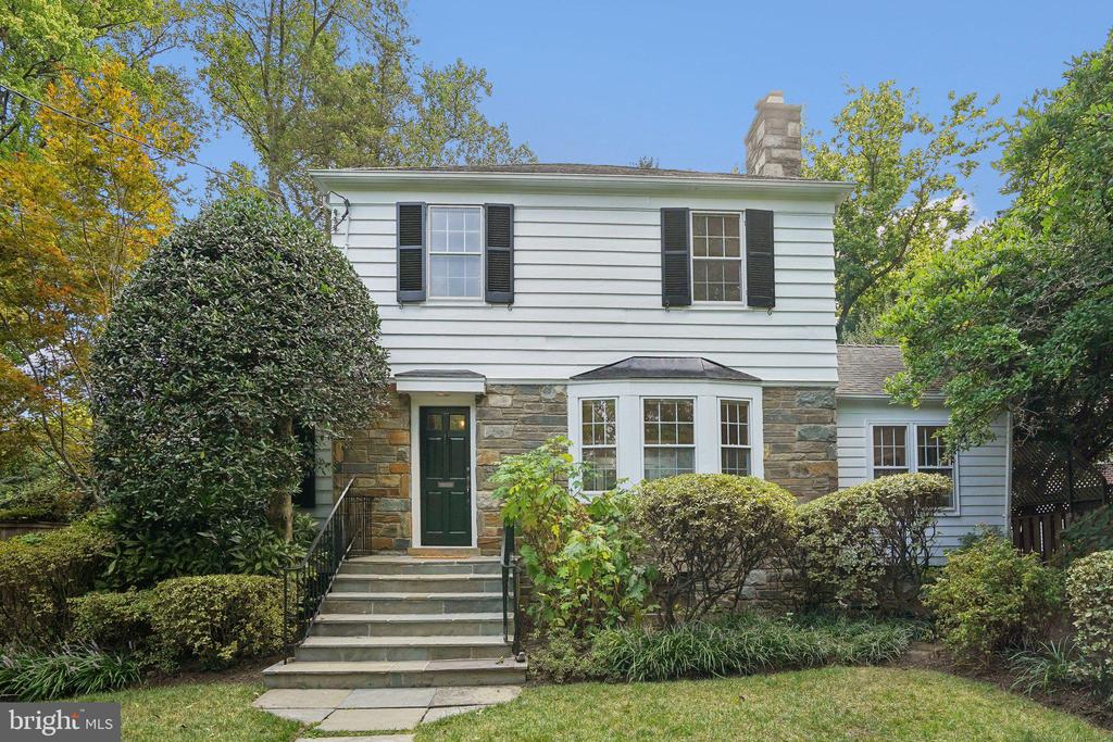 3813 48TH STREET NW