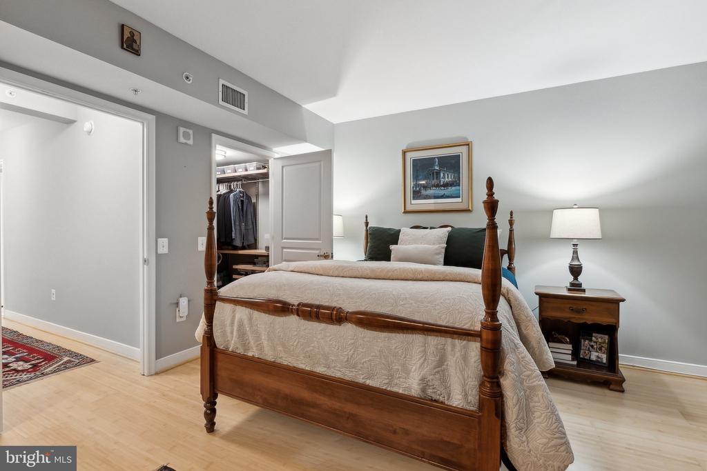 616 E STREET NW 213