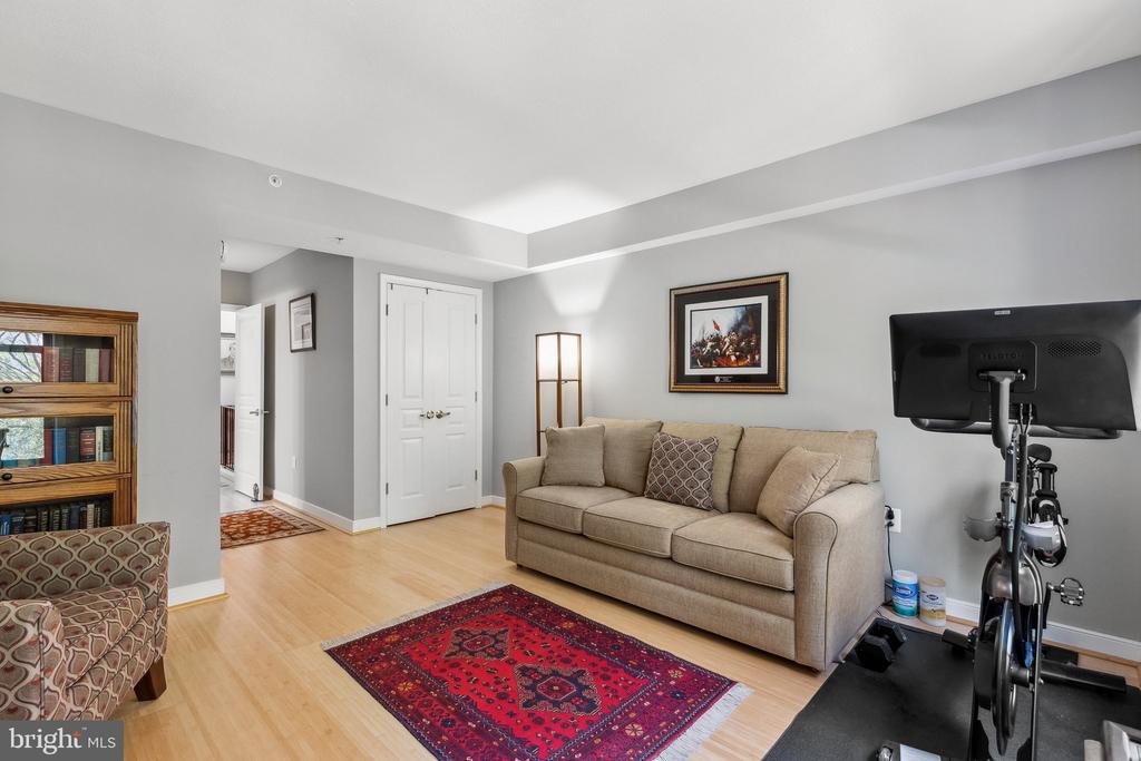 616 E STREET NW 213