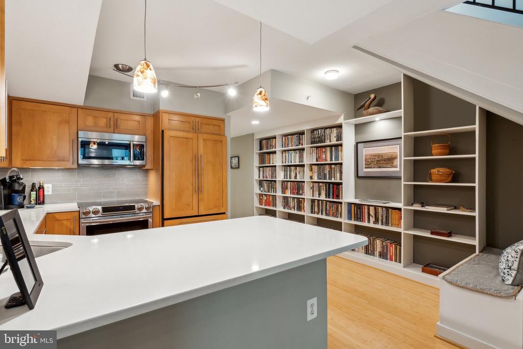 616 E STREET NW 213