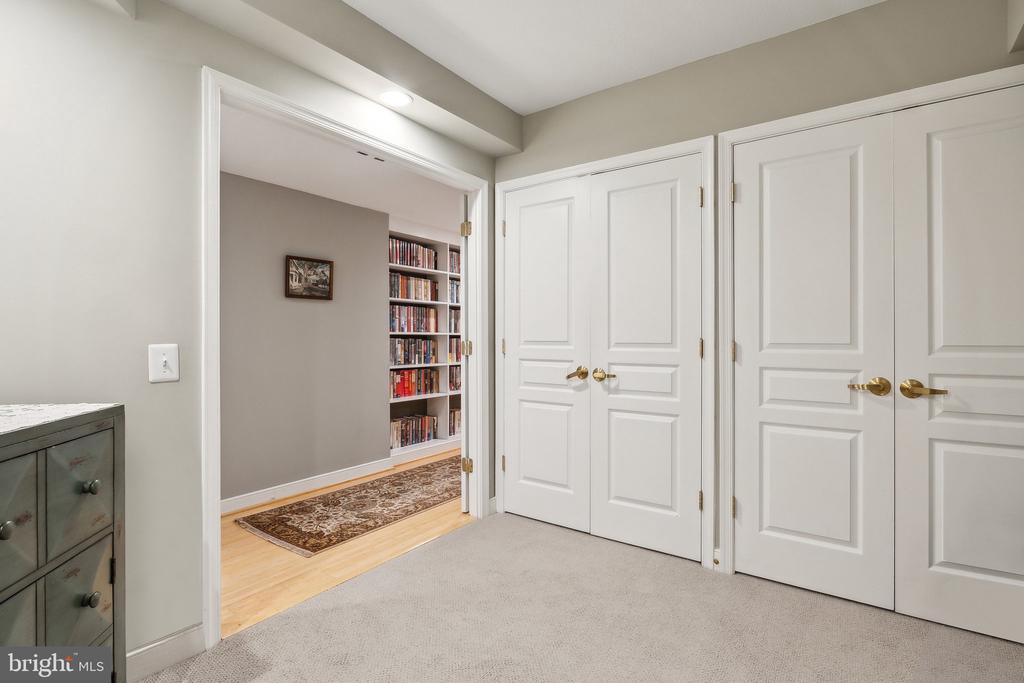 616 E STREET NW 213