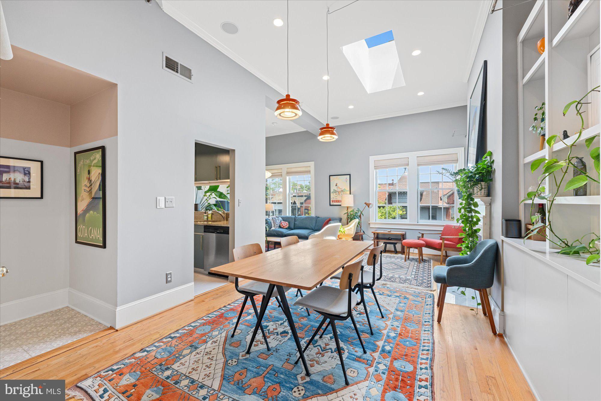 1736 18TH STREET NW 404