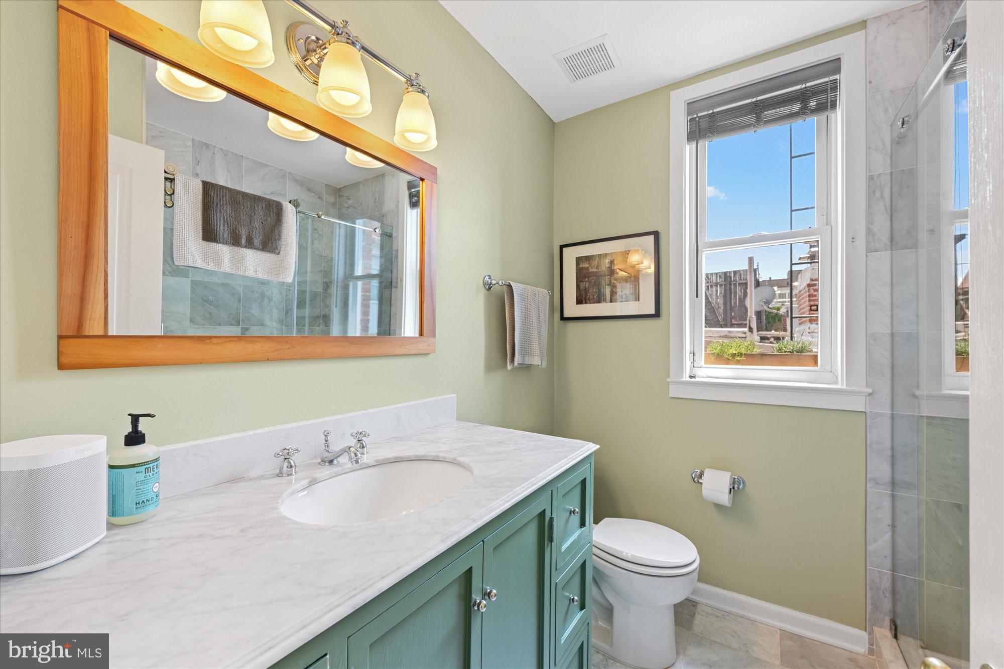 1736 18TH STREET NW 404