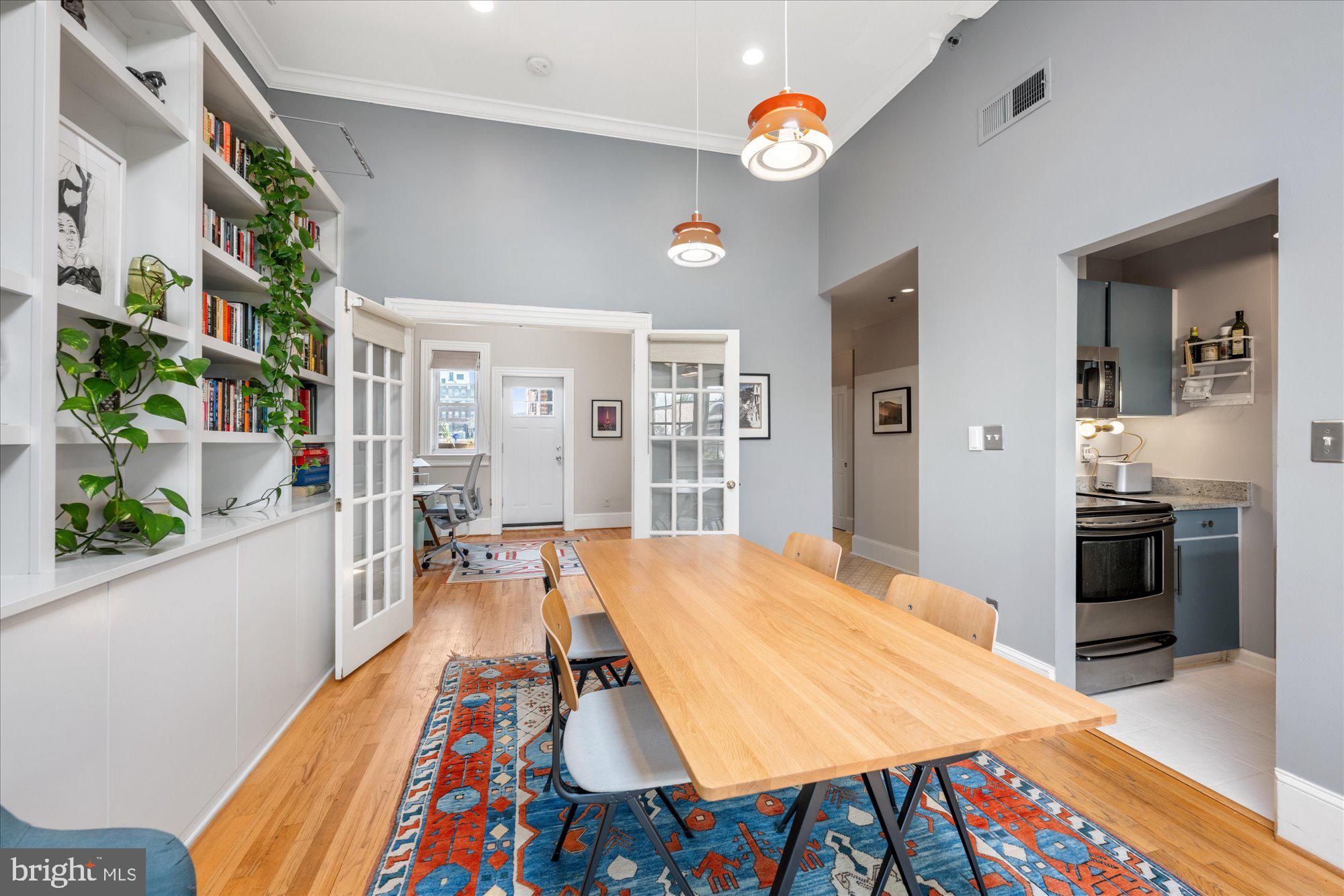 1736 18TH STREET NW 404