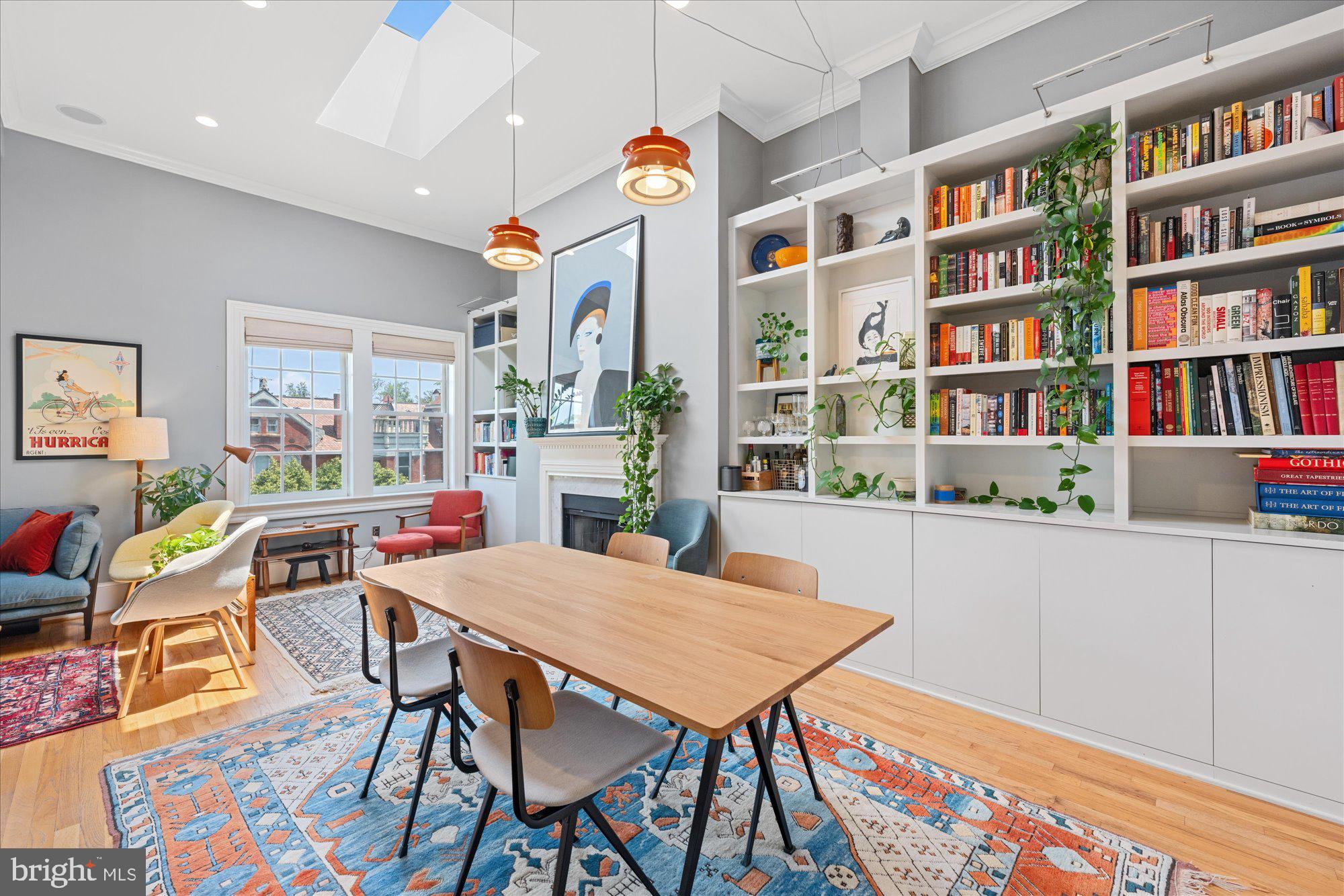 1736 18TH STREET NW 404