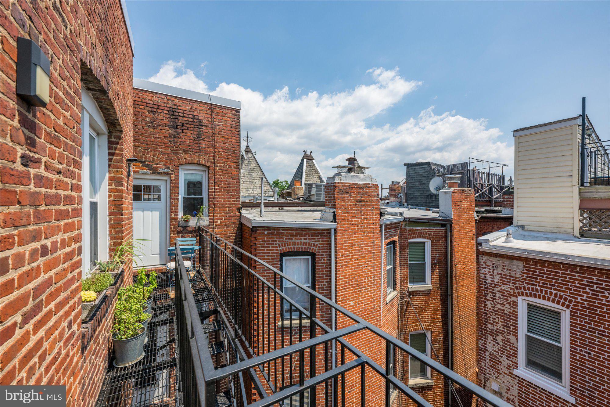 1736 18TH STREET NW 404
