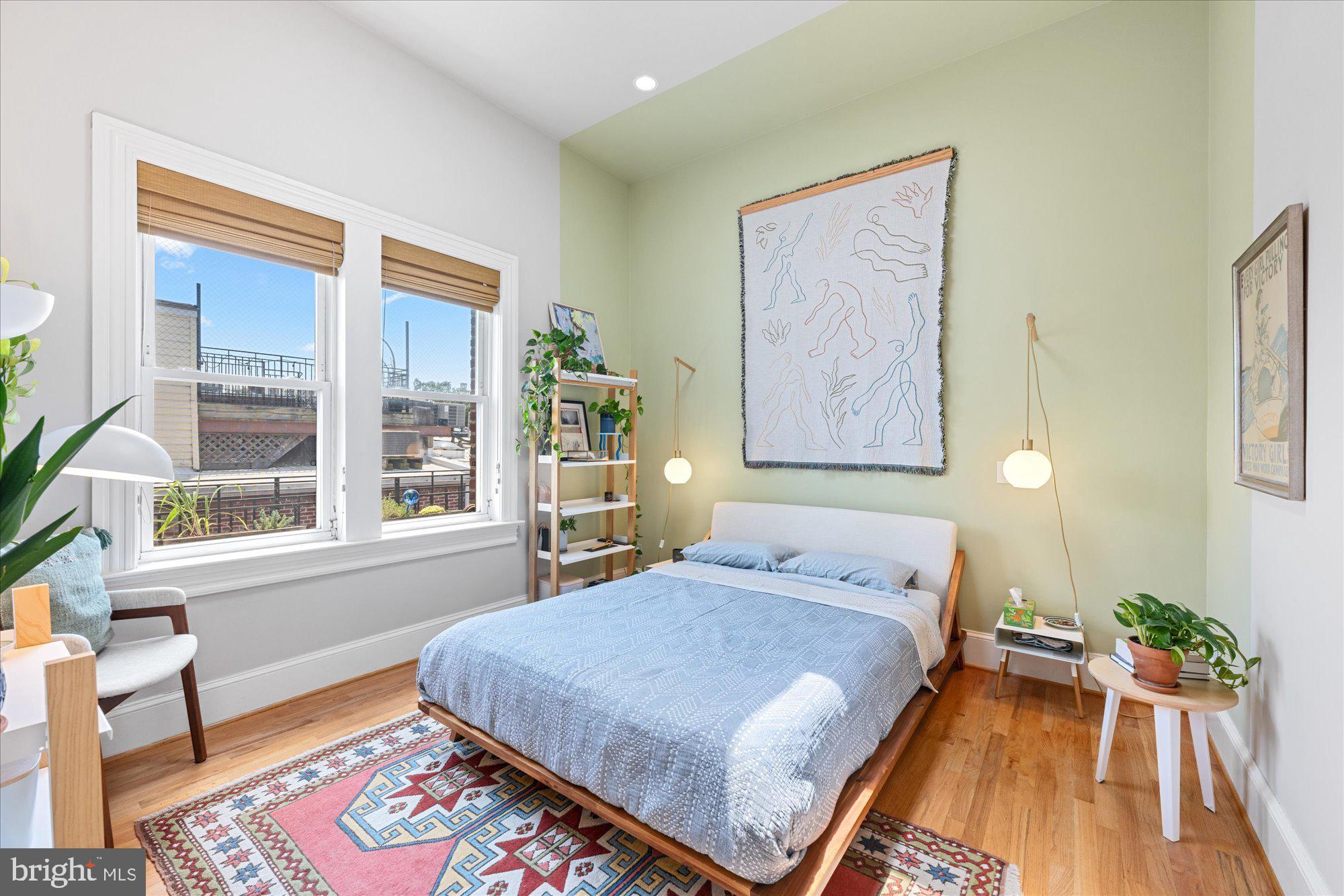 1736 18TH STREET NW 404