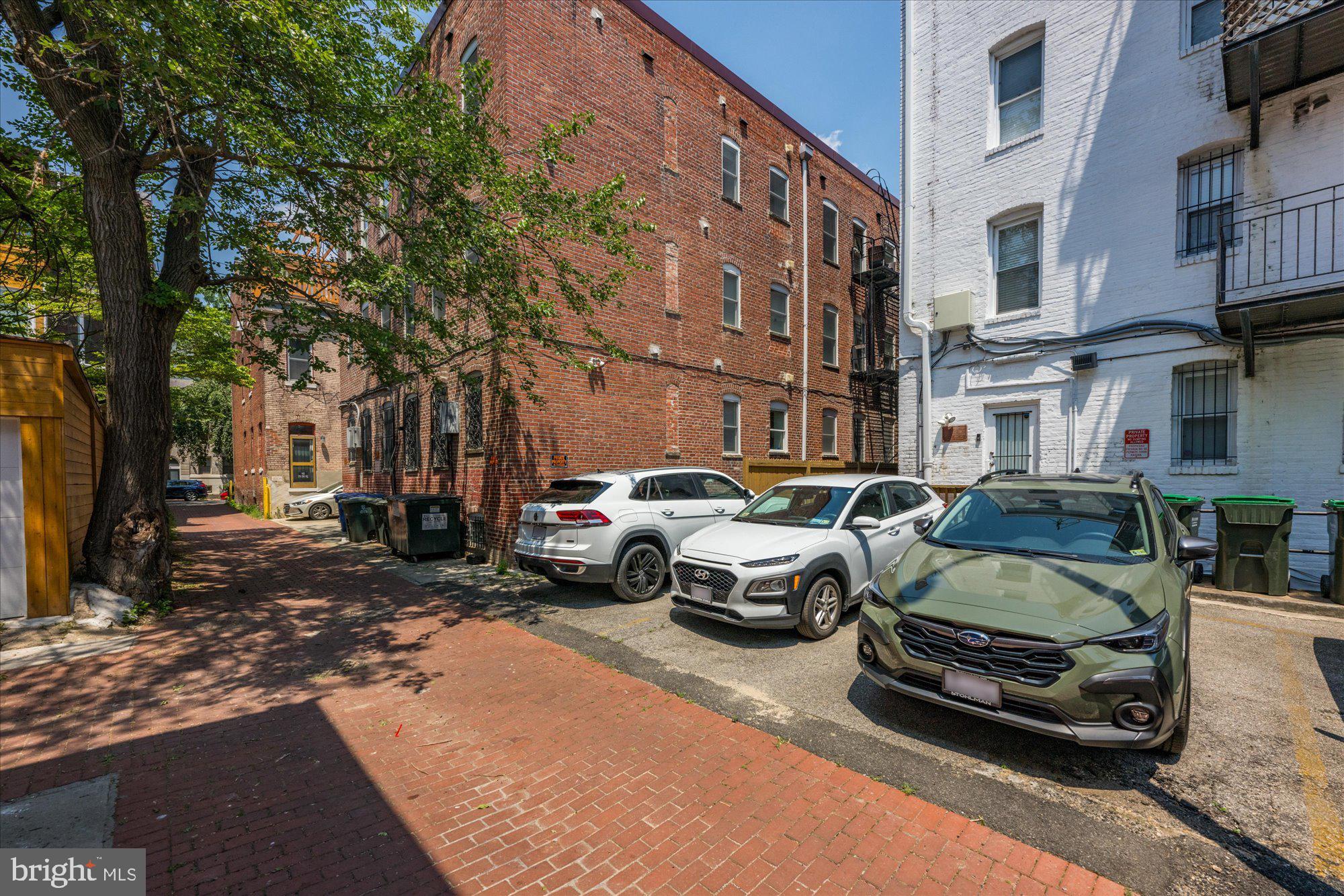 1736 18TH STREET NW 404