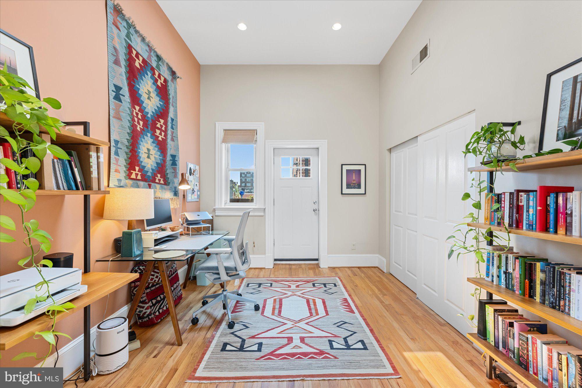 1736 18TH STREET NW 404