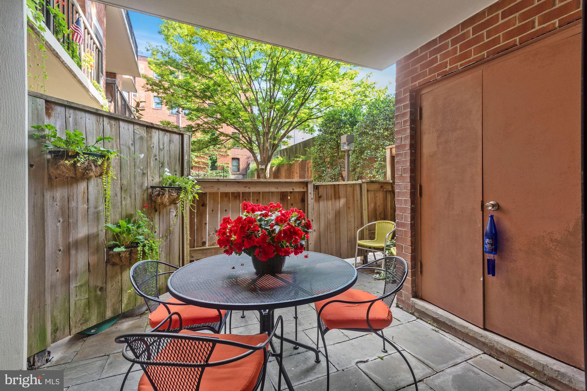 2320 WISCONSIN AVENUE NW 110