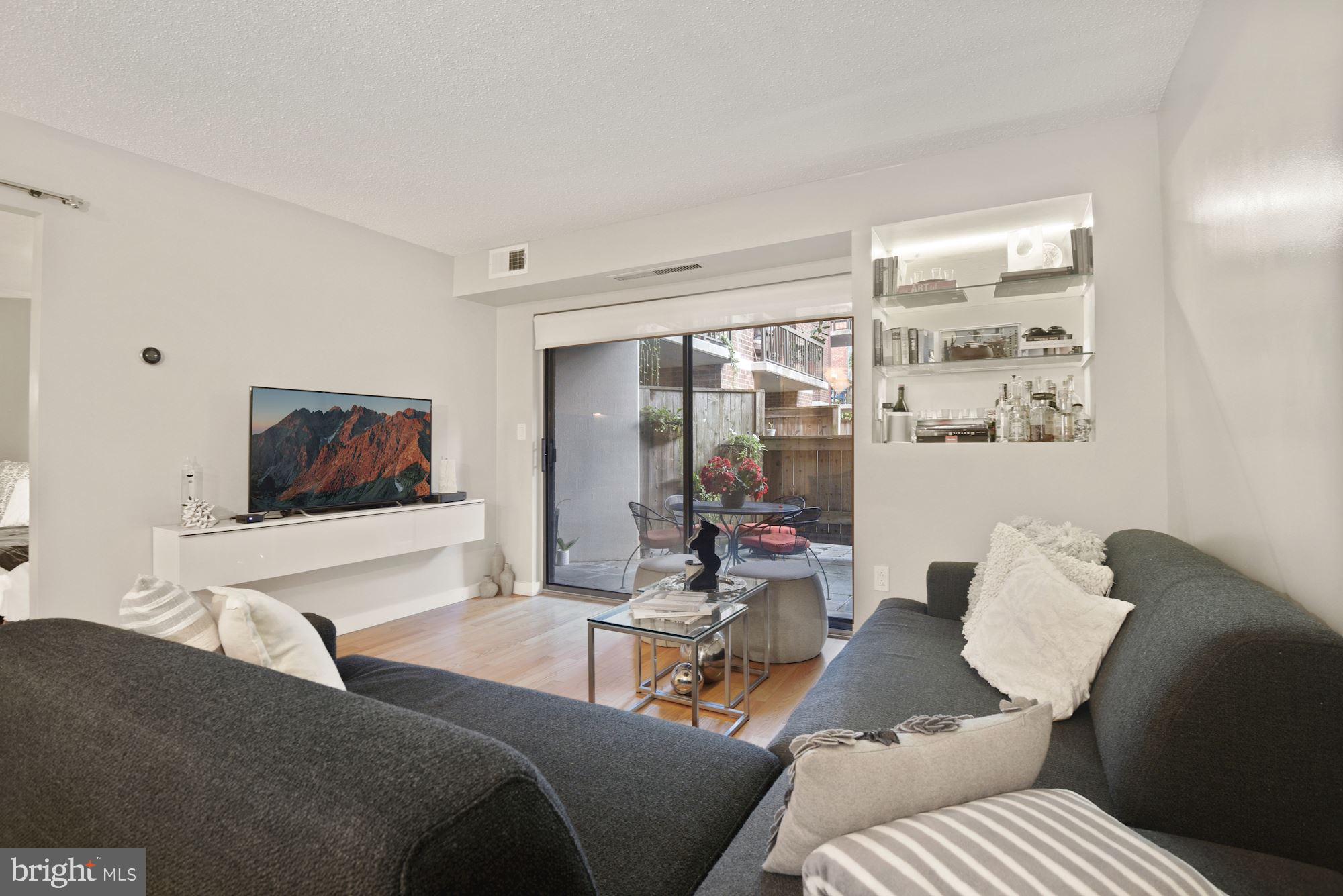 2320 WISCONSIN AVENUE NW 110