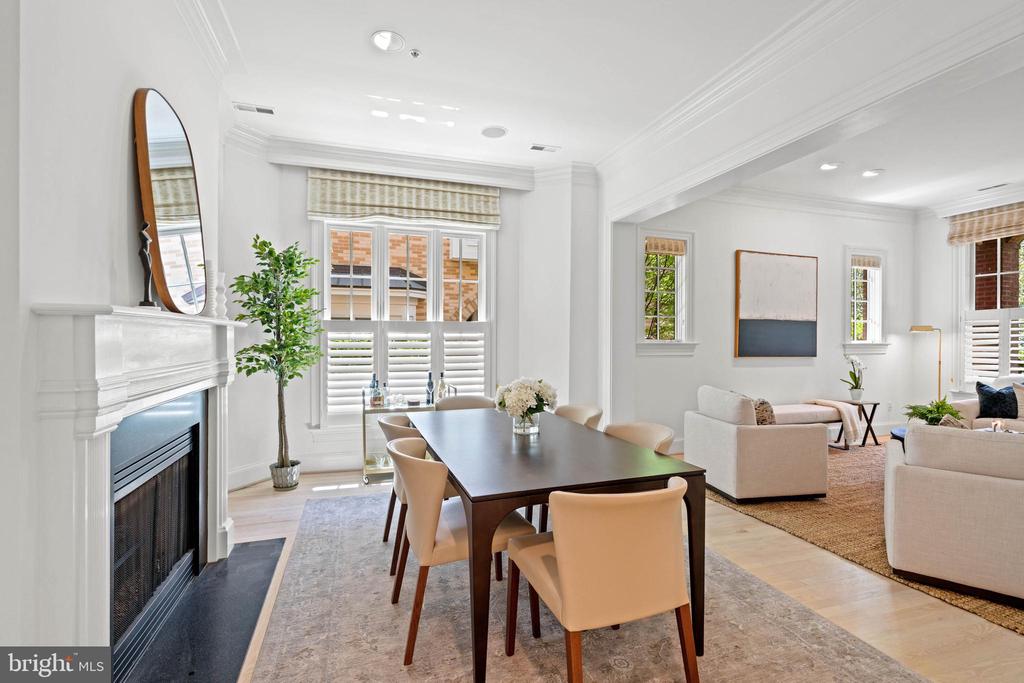 2999 38TH STREET NW