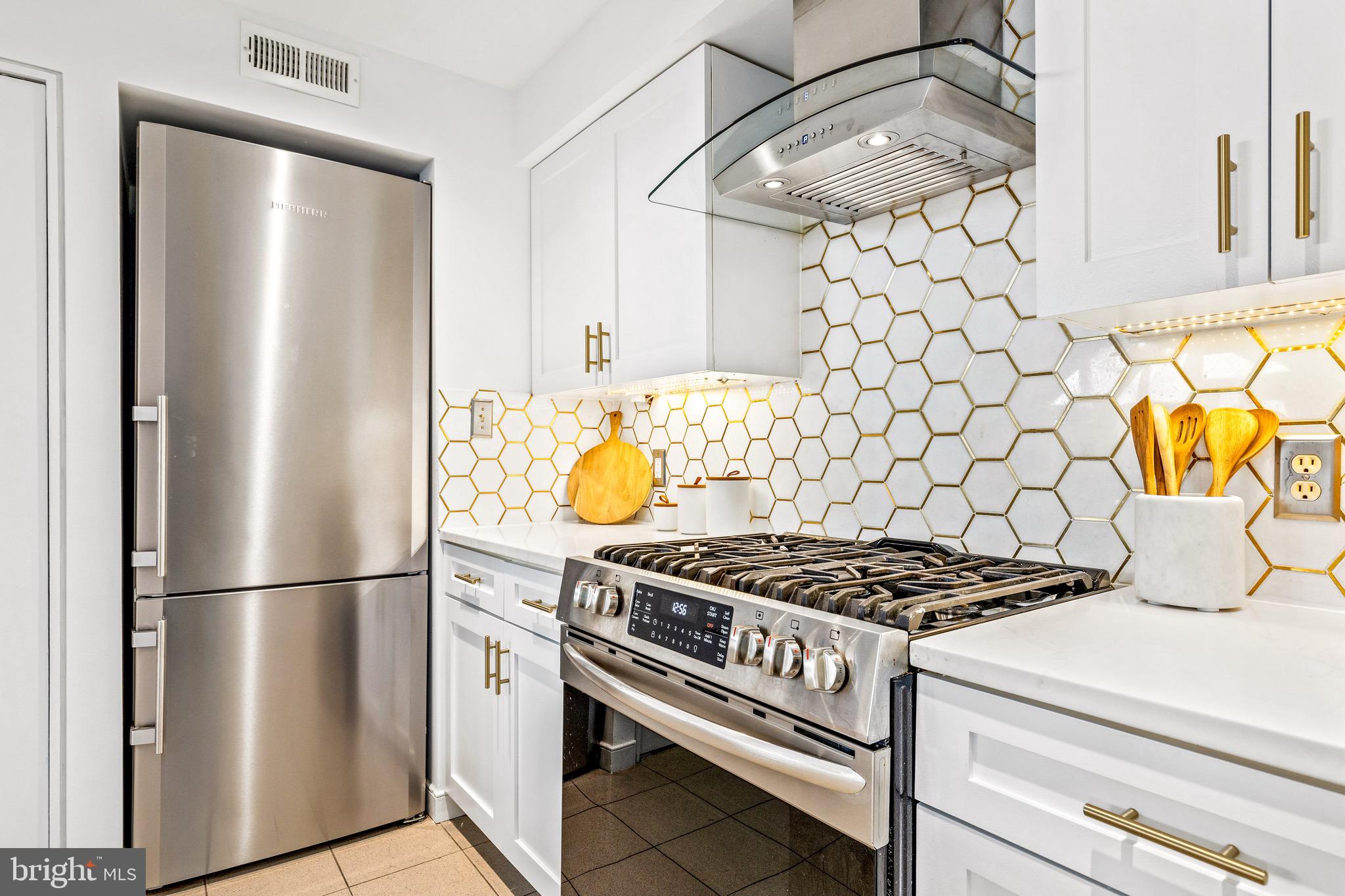 2428 17TH STREET NW 3N