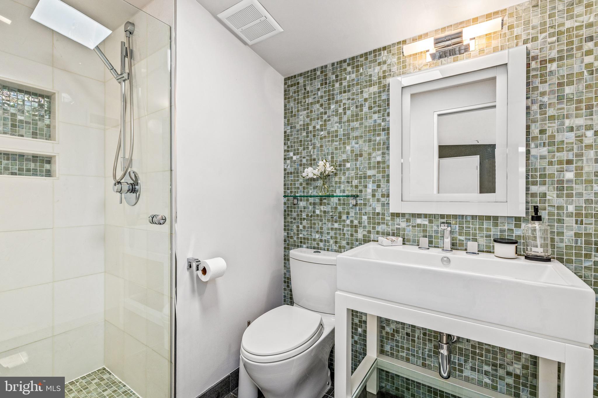 2428 17TH STREET NW 3N