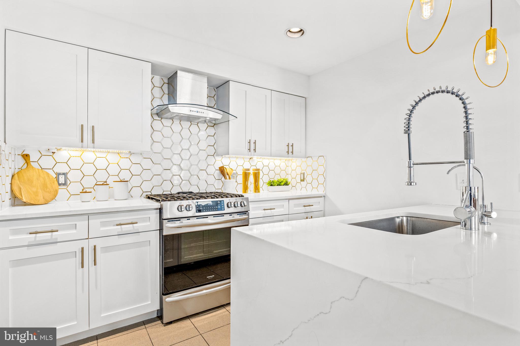 2428 17TH STREET NW 3N