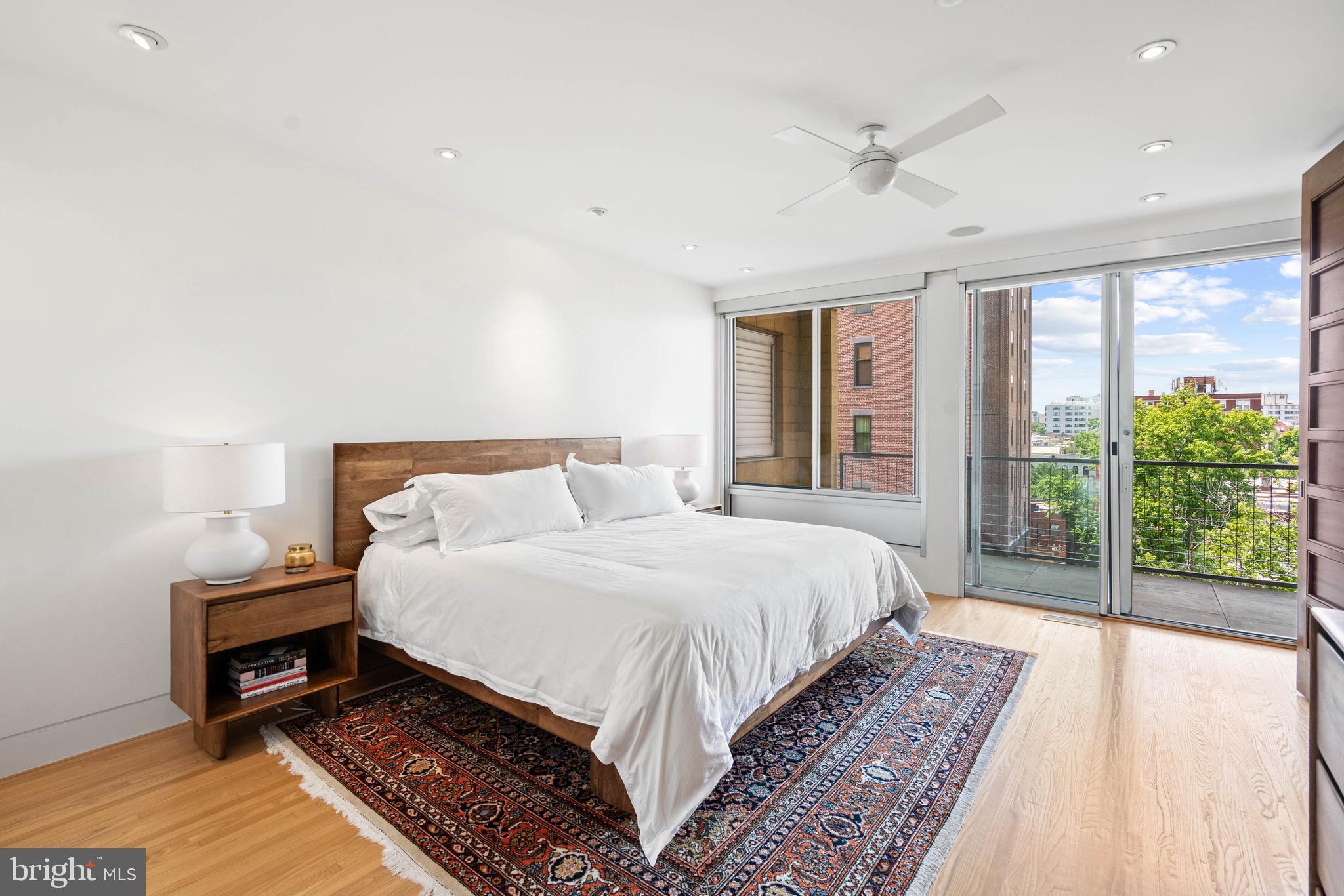 1612 16TH STREET NW 4